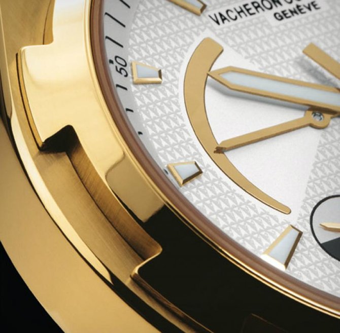 Vacheron Constantin 47450/B01J-9228 Overseas Dual Time - фото 3