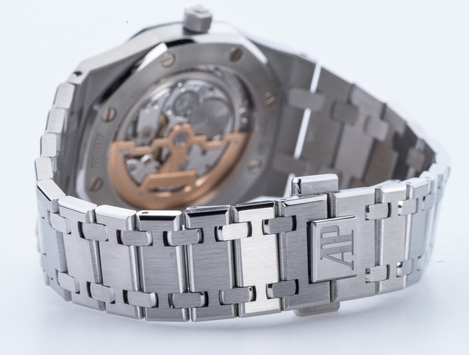 Audemars Piguet 15202ST.OO.1240ST.01 Royal Oak Extra-Thin 'Jumbo' - фото 16