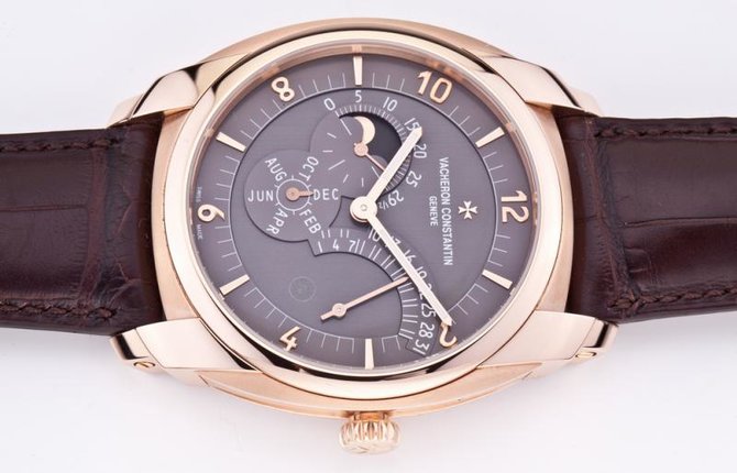 Vacheron Constantin 86040/000R-I0129 Quai de L'Ile Retrograde Annual Calendar - фото 9