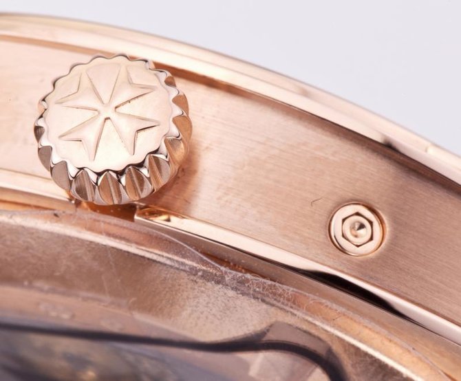 Vacheron Constantin 86040/000R-I0129 Quai de L'Ile Retrograde Annual Calendar - фото 12