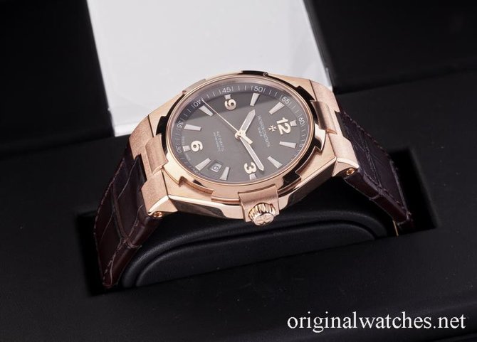 Vacheron Constantin 47040/000R-9666 Overseas Automatic Large - фото 6