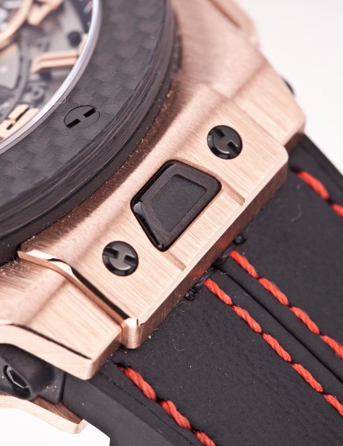 Hublot 401.OQ.0123.VR Big Bang Unico Ferrari King Gold Carbon - фото 9