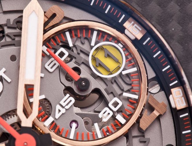 Hublot 401.OQ.0123.VR Big Bang Unico Ferrari King Gold Carbon - фото 11