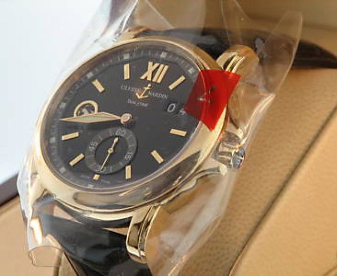 Ulysse Nardin 246-55/32 Dual Time Big Date 42mm - фото 4