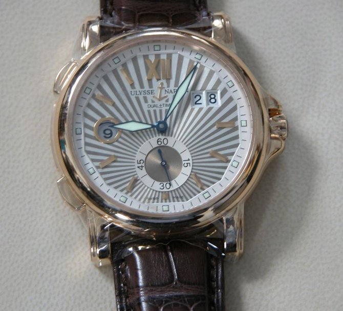 Ulysse Nardin 246-55/31 Dual Time GMT Big Date 42mm - фото 2