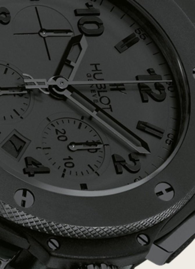 Hublot 301.CI.1110.CI Big Bang 44mm Black Ceramic All Black II - фото 3