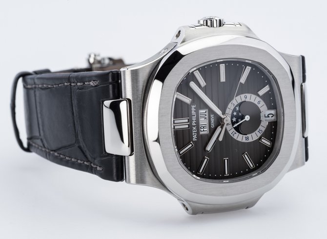 Patek Philippe 5726A-001 Nautilus Annual Calendar Steel - фото 2