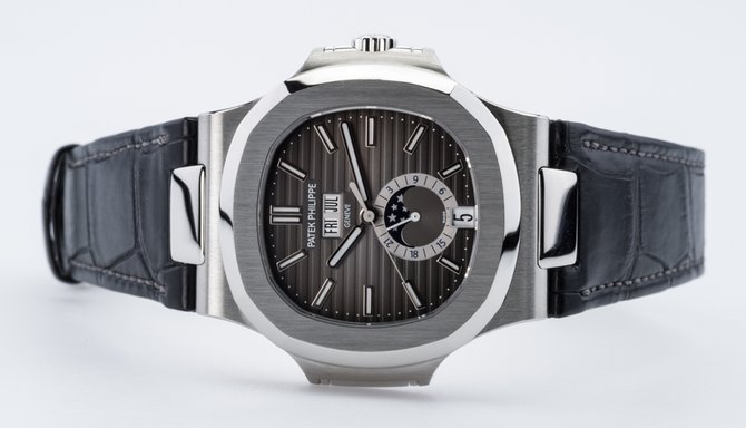 Patek Philippe 5726A-001 Nautilus Annual Calendar Steel - фото 15