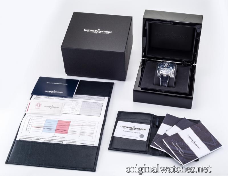 243-00/43 Ulysse Nardin 43mm Executive Dual Time