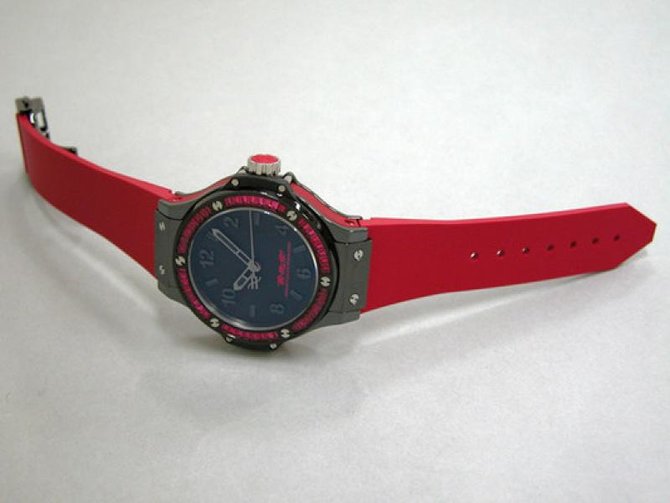 Hublot 361.CR.1110.RR.1913.AWF10 Big Bang 38mm Ladies Out of Africa - фото 2