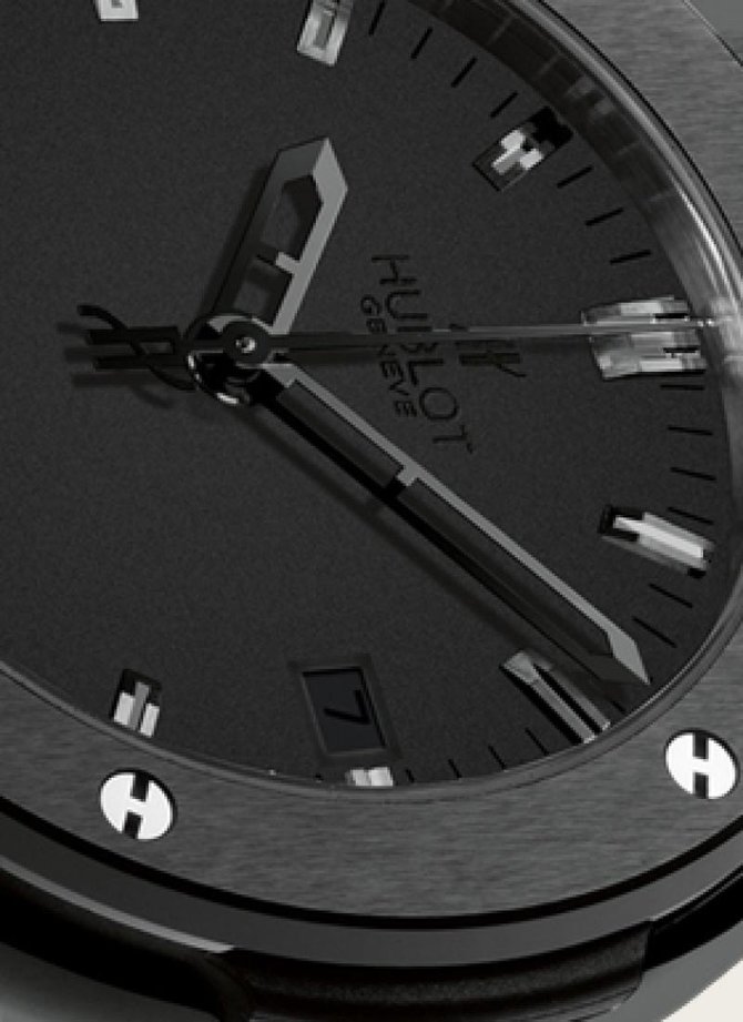Hublot 581.CM.1110.RX Classic Fusion Quartz 33 - фото 2