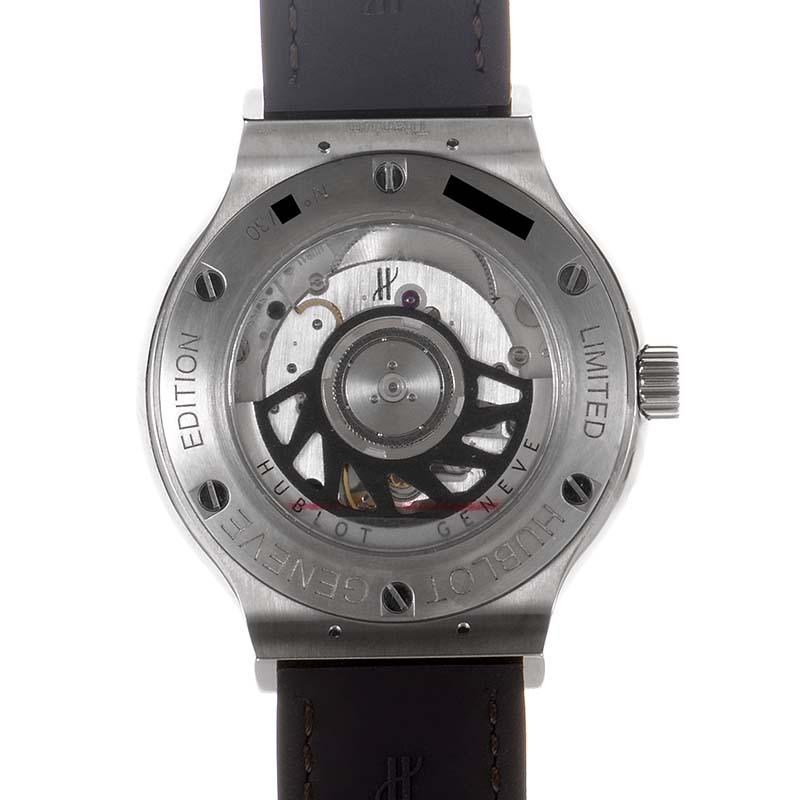 581.NX.1170.RX.1704 Hublot Quartz 33 Classic Fusion