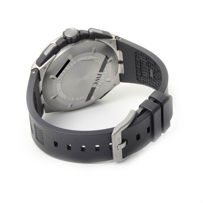 IWC IW376501 Ingenieur Double Chronograph Titanium - фото 3