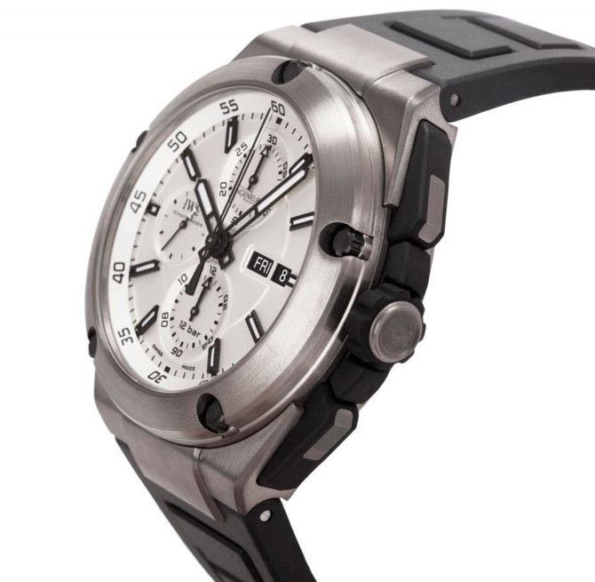 IWC IW386501 Ingenieur Double Chronograph Titanium - фото 3