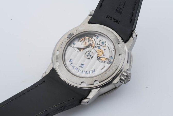 Blancpain 2850B-1130A-64B Leman Ultra-Slim Grande Date Aqua Lung - фото 7