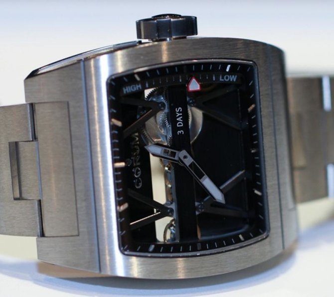 Corum Ti-Bridge Power Reserve Golden Bridges Ti-Bridge Power Reserve - фото 2