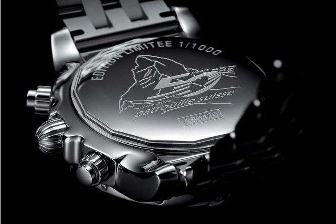 Breitling AB04203J/BD29/153S/A20DSA.2 Chronomat 44 GMT Patrouille Suisse 50th Anniversary - фото 3